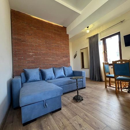 Wine Hills Hotel Tbilisi ภายนอก รูปภาพ