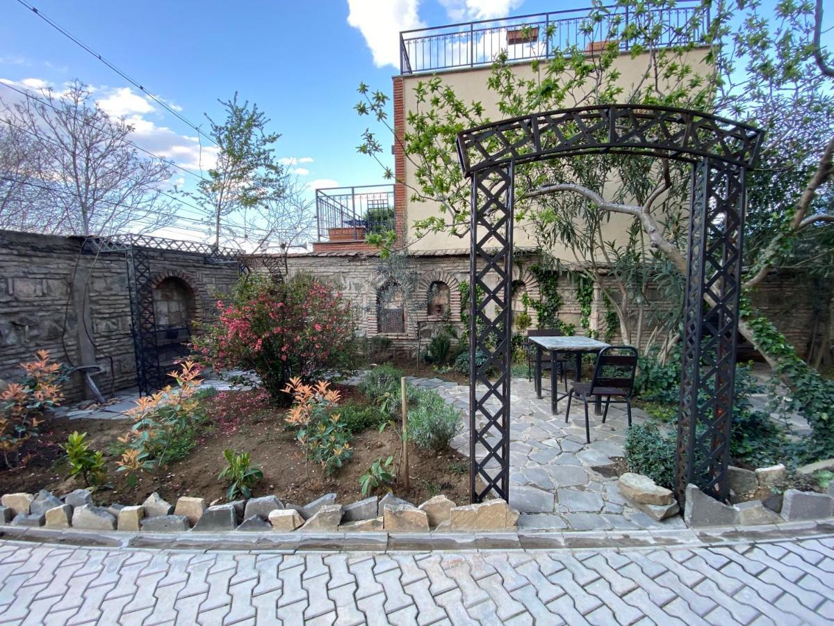 Wine Hills Hotel Tbilisi ภายนอก รูปภาพ