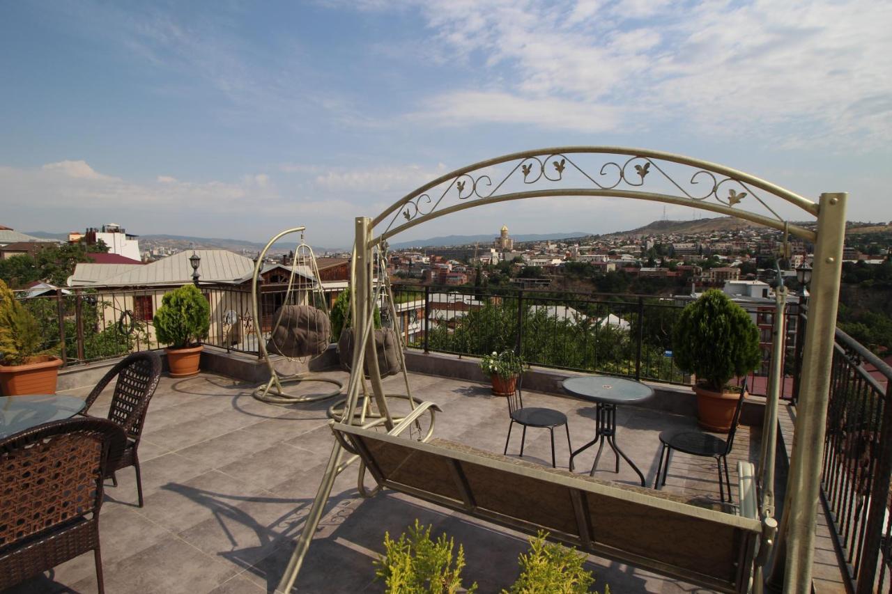 Wine Hills Hotel Tbilisi ภายนอก รูปภาพ