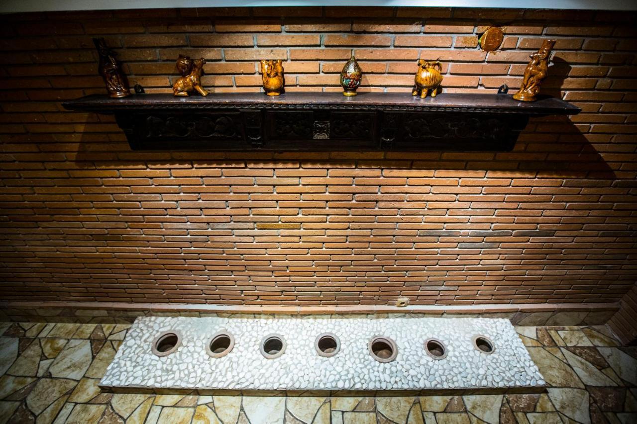 Wine Hills Hotel Tbilisi ภายนอก รูปภาพ