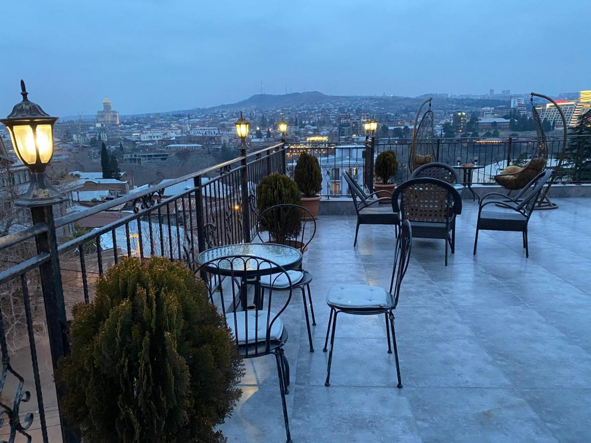 Wine Hills Hotel Tbilisi ภายนอก รูปภาพ