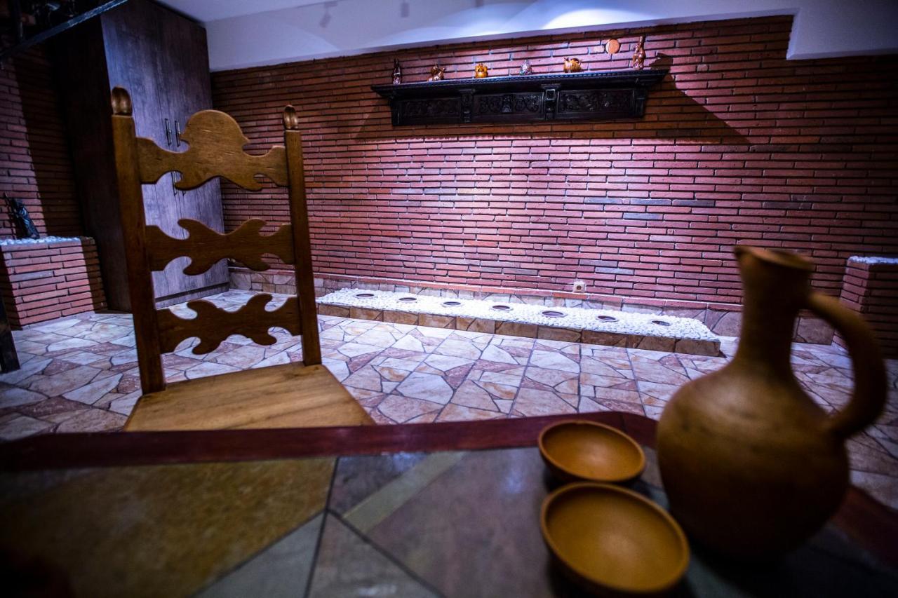 Wine Hills Hotel Tbilisi ภายนอก รูปภาพ